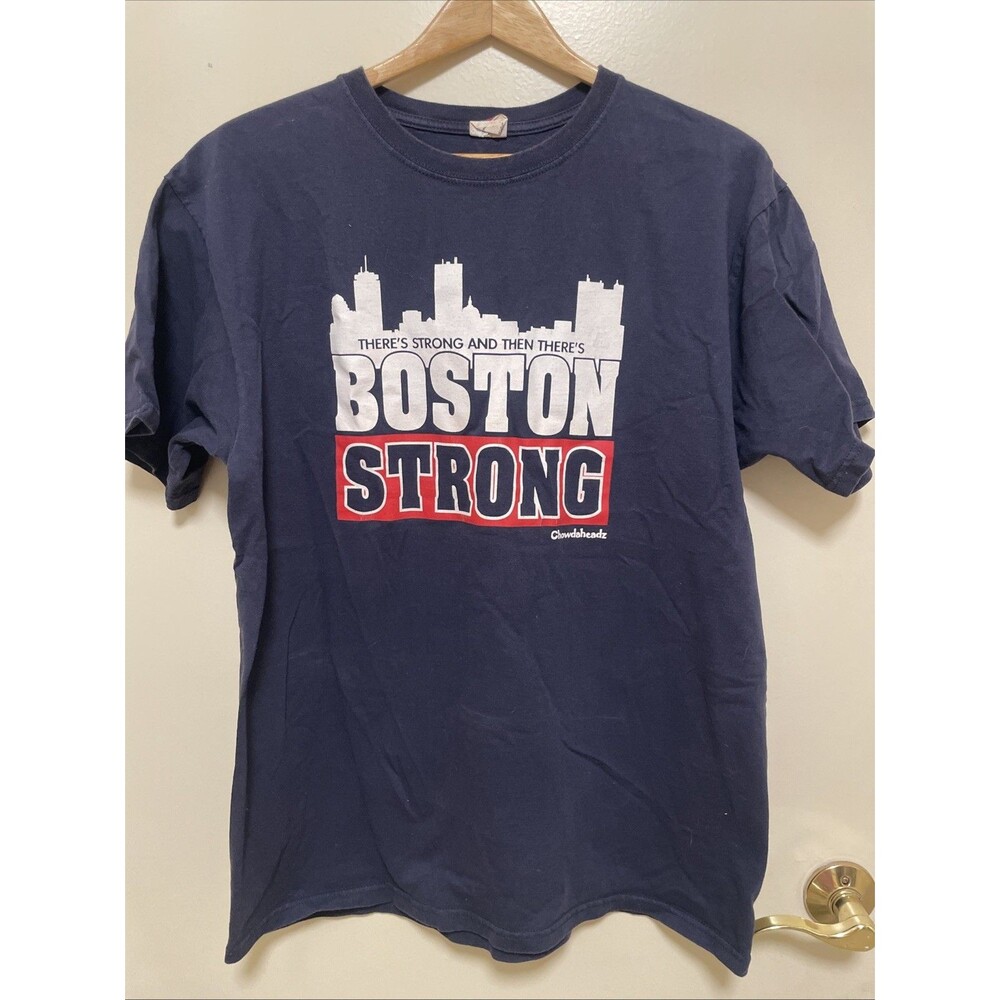 Mens Boston Strong T shirt Sz L crew neck short sleeve navy blue Chowdaheadz